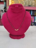 Beautiful black beeds - Image 2