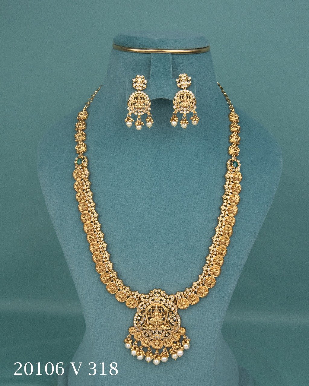 3180 Neck wear - Image 1